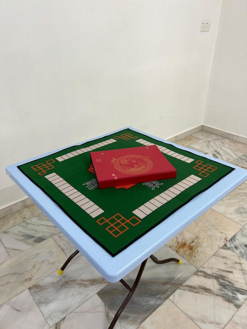 M Guest House2 Muar Esterno foto